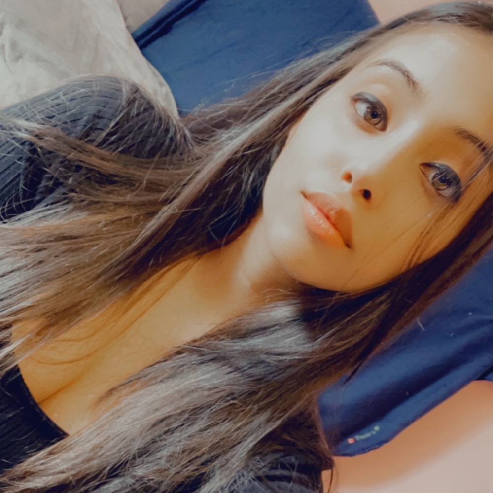 Meet your Posher, Rhea